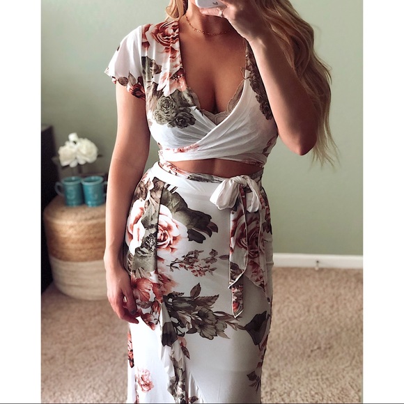 [ Ophelia ] 2 Piece Set - Picture 2 of 6